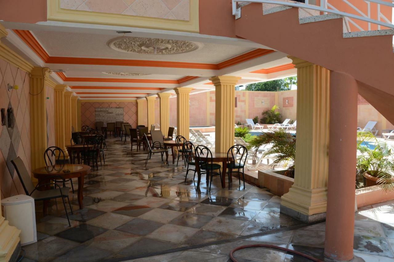 Hotel Tabarre 'S Palace Puerto Príncipe Exterior foto